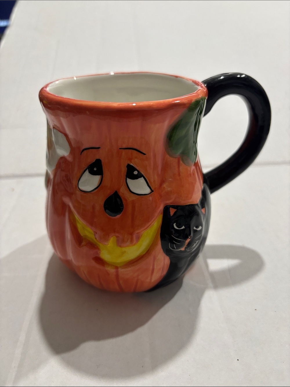 Halloween Pumpkin & Black Cat Ceramic Mug - Orange Black vintage hand painted